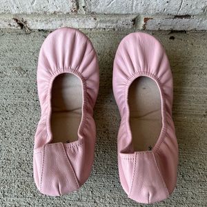 Storehouse Flats-Size 7